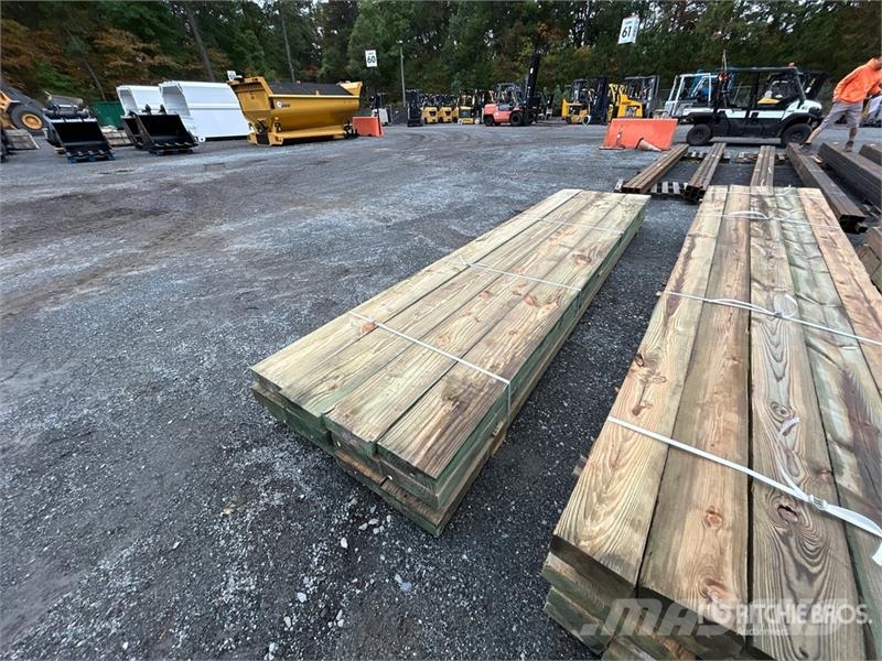 Quantity of (12) 3 in x 12 in x 16 ft Lumber Drugi deli