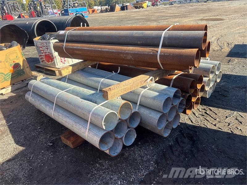 Quantity of (14) 6 In Bollards misc lengths Outros componentes