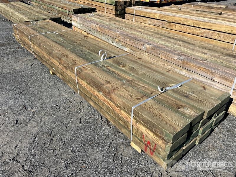 Quantity of (16) 4 in x 10 in x 16 ft Lumber Andet tilbehør