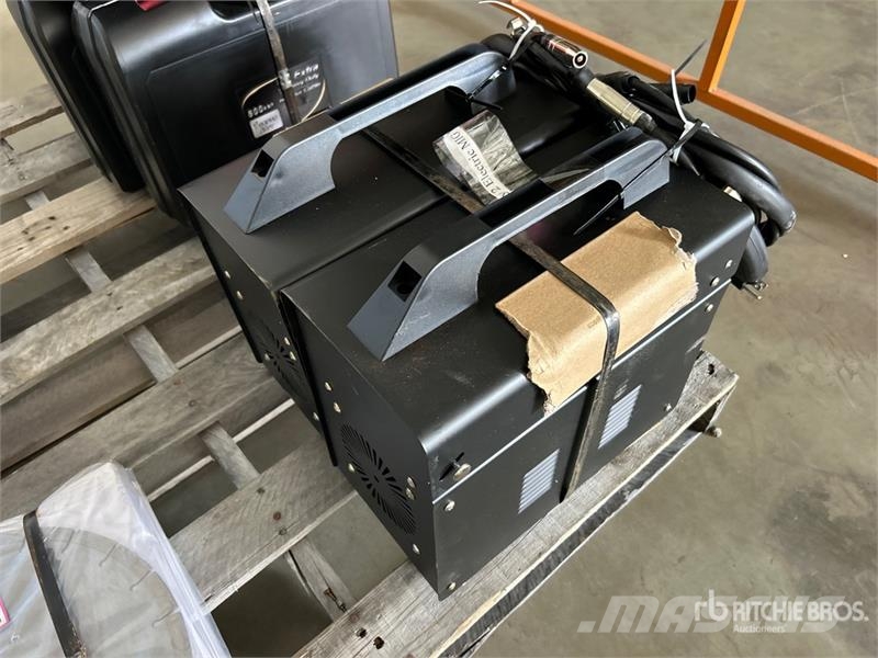 Quantity of (2) 60 A MIG Electric Welder (Unused) Svejsemaskiner