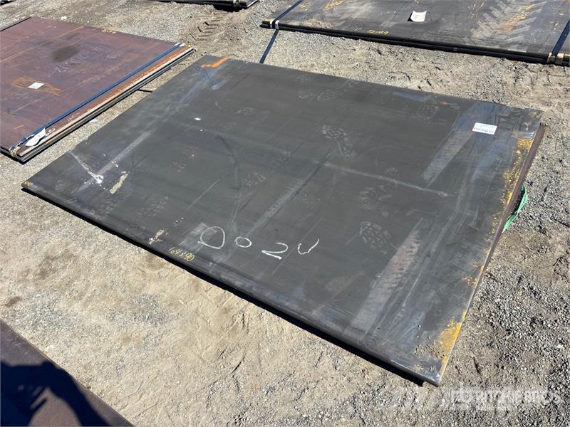 Quantity of (2) Kit Containers 64 ft x 90 ft (1 i Інше обладнання