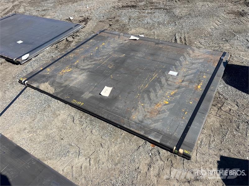 Quantity of (2) Kit Containers 64 ft x 90 ft (1 i Інше обладнання