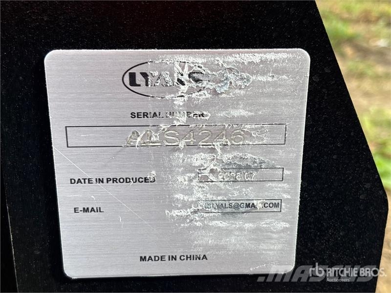 Quantity of (2) LYALS ALSF48 48 in Skid Steer For Garfos