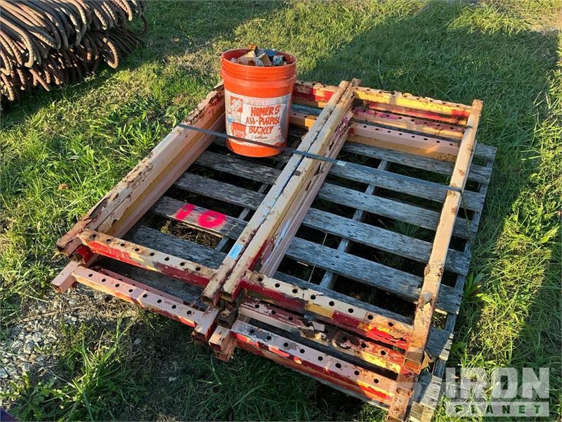 Quantity of (2) Pallets of End Gates for Scaffoldi Gradbeni odri