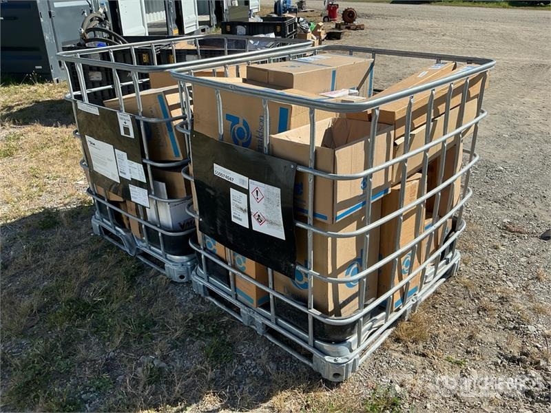  Quantity of (2) Pallets of Miscellaneous Air And H Transport Sonstige