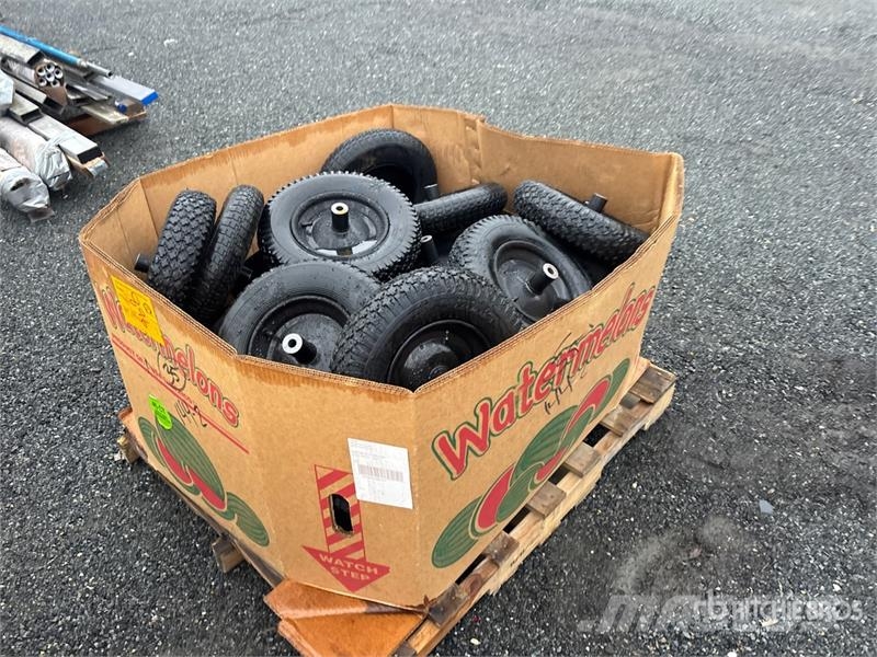 Quantity of (2) Pallets of Pneumatic Wheelbarrow T 轮胎、车轮、轮圈