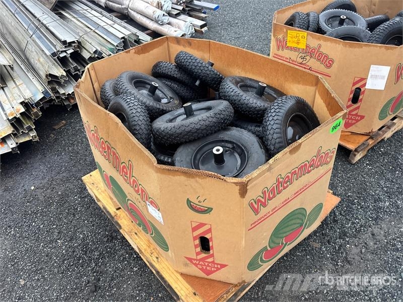Quantity of (2) Pallets of Pneumatic Wheelbarrow T 轮胎、车轮、轮圈