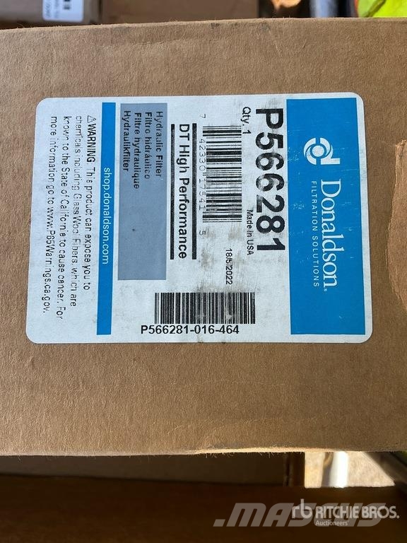  Quantity of (2) Pallets of Miscellaneous Air And H Transport Sonstige