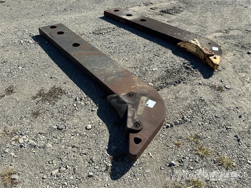  Quantity of (2) Ripper Shanks Ripper Shank - Fits  Outros componentes