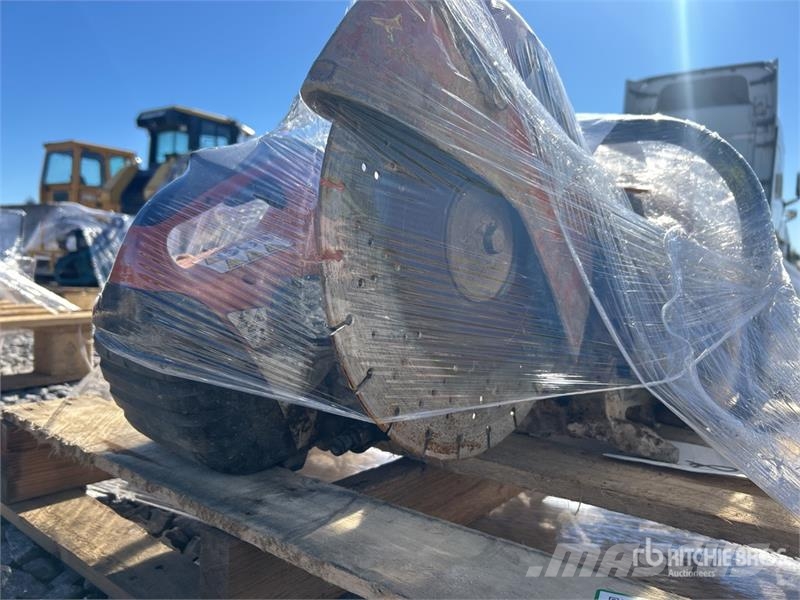Quantity of (2) Stihl TS420 Concrete Saw Outros Florestal