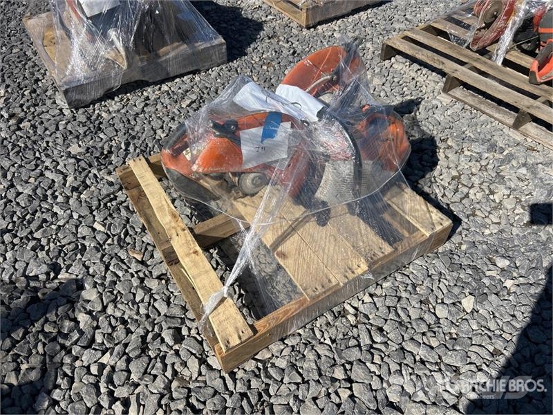 Quantity of (2) Stihl TS420 Concrete Saw Outros Florestal
