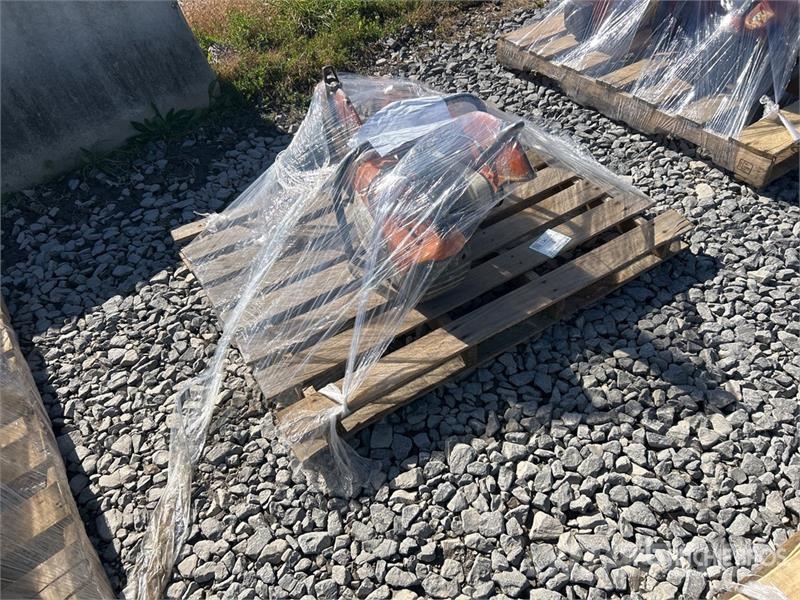 Quantity of (2) Stihl TS420 Concrete Saw Outros Florestal