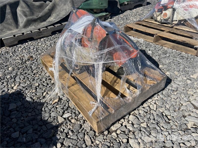 Quantity of (2) Stihl TS420 Concrete Saw Outros Florestal