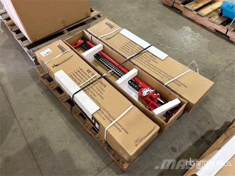  Quantity of (3) 4 ft Farm Jack Outros Florestal