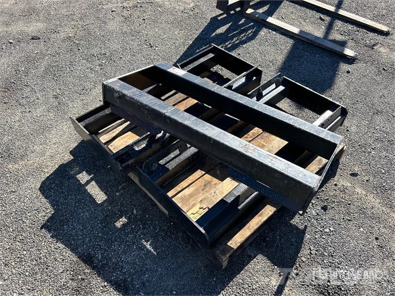  Quantity of (3) All-Star 46 in Skid Steer Attachme Drugi deli