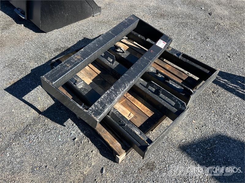  Quantity of (3) All-Star 46 in Skid Steer Attachme Drugi deli