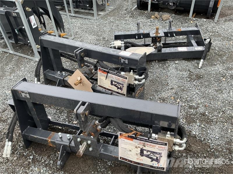  Quantity of (3)  ARTEER PHA-2C-3 Skid Steer 3-Poin 其他组件
