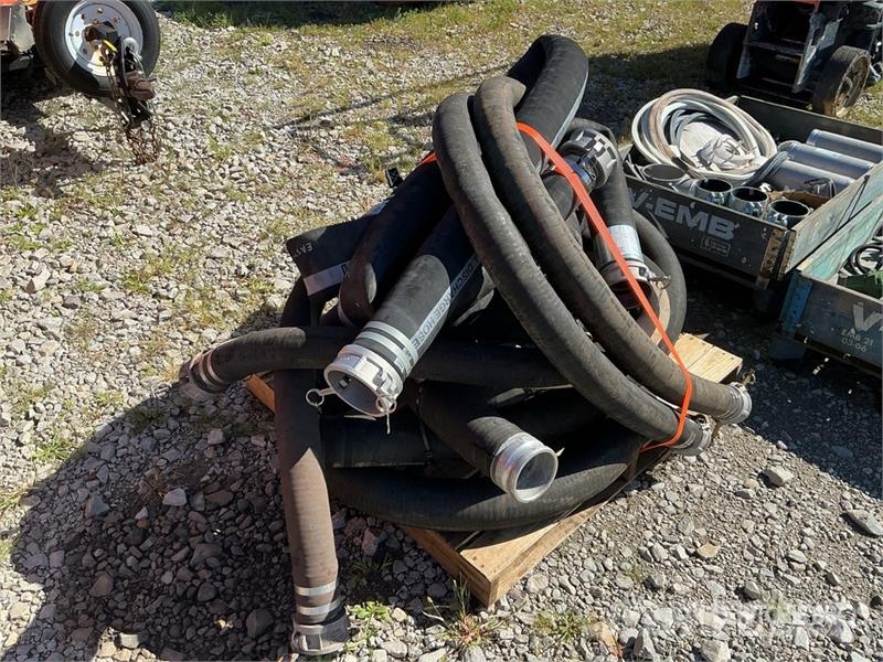  Quantity of 3 in and 4 in Hose Otros componentes