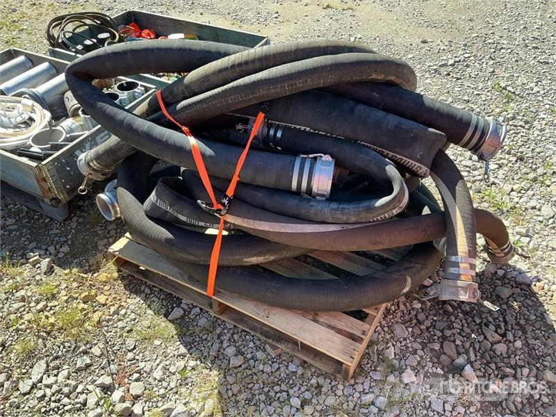  Quantity of 3 in and 4 in Hose Otros componentes