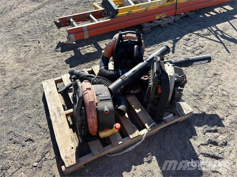Quantity of (3) Stihl 620 Miscellaneous leaf blowe Оборудование для удаления мусора