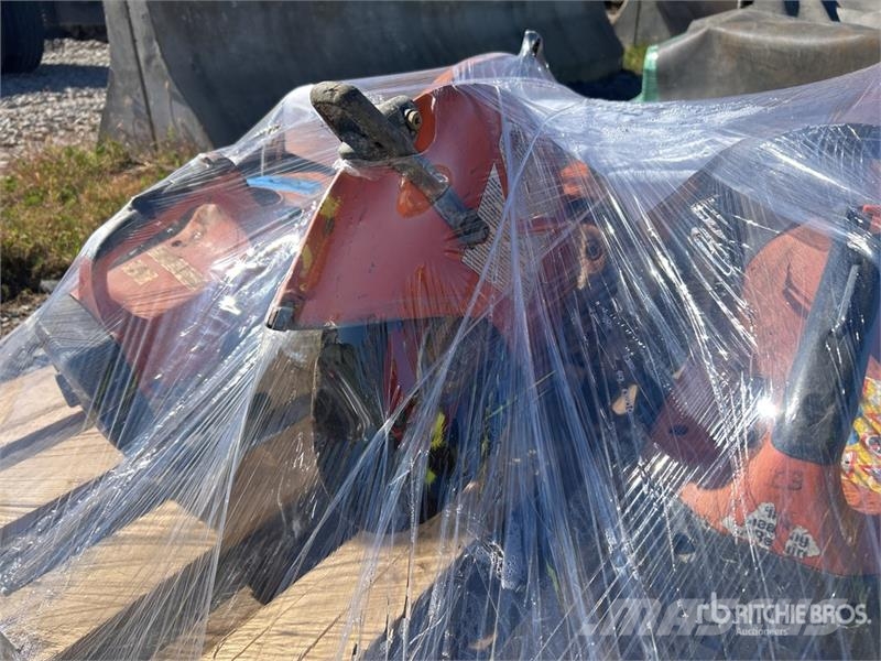 Quantity of (3) Stihl TS420 Concrete Saw Outros Florestal