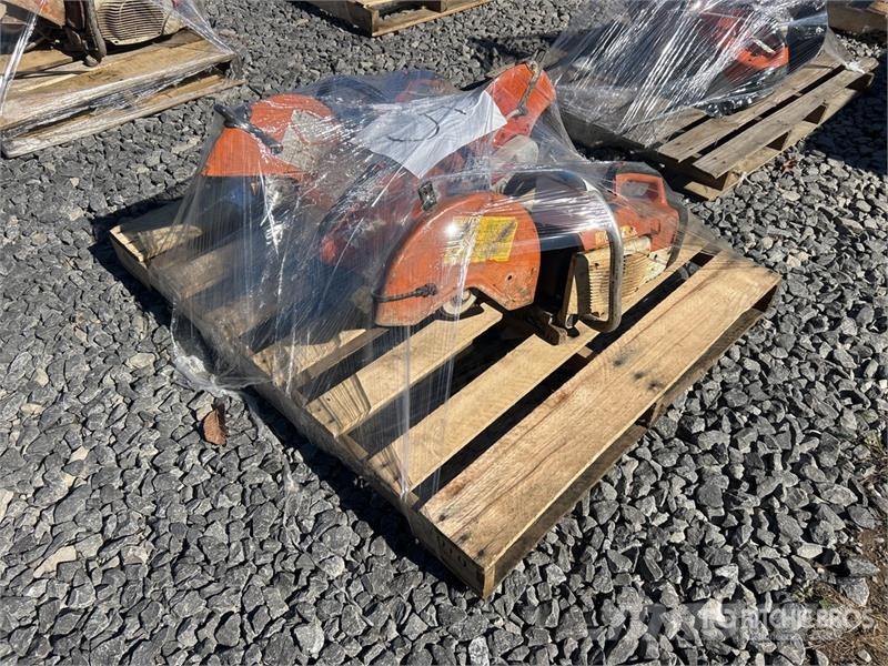 Quantity of (3) Stihl TS420 Concrete Saw Outros Florestal