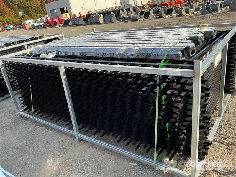 Quantity of (30) STARVOX SV0810-30 10 ft x 7 ft P 围栏设备
