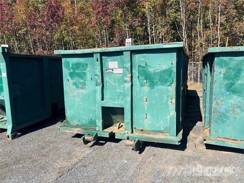 Quantity of (4) 30 cyd Waste Container 건설 장비 - 기타