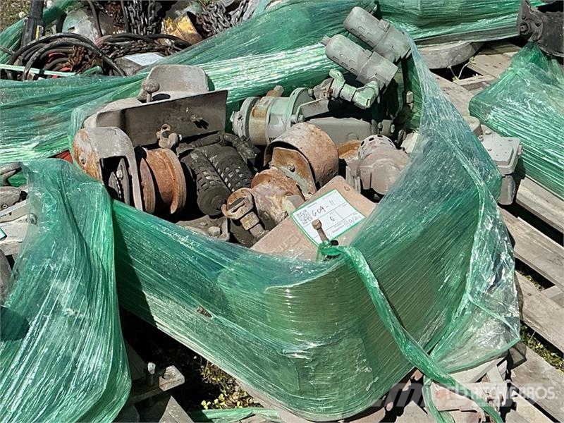  Quantity of (4) Air Wire Rope Construction Hoist مكونات أخرى