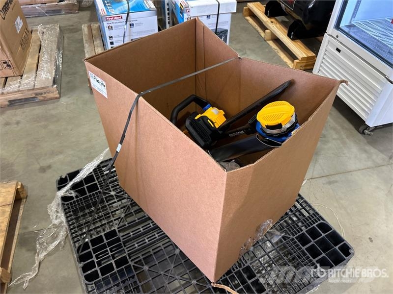 Quantity of 4 pc Cub Cadet Landscaping Tool Kit Outros componentes