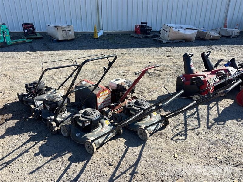 Quantity of (4) Push Mowers & (1) bed edger Ostale poljoprivredne mašine