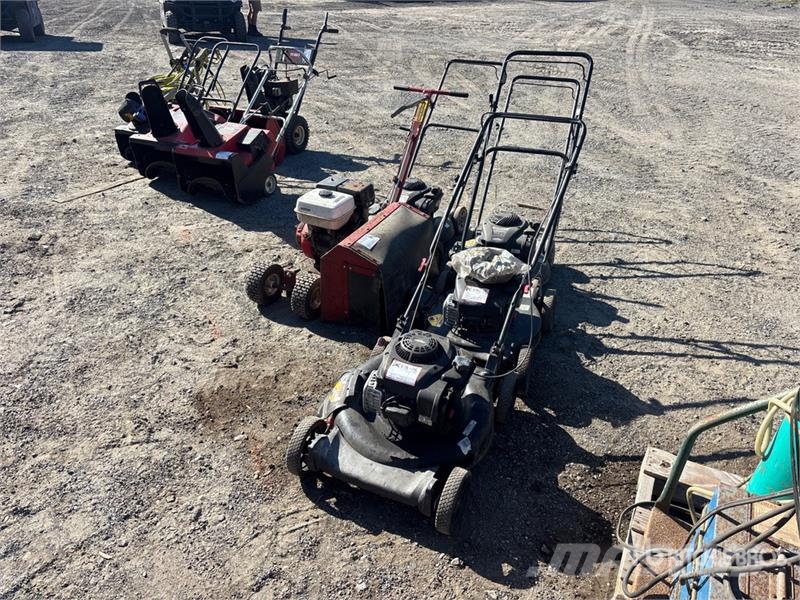 Quantity of (4) Push Mowers & (1) bed edger Ostale poljoprivredne mašine