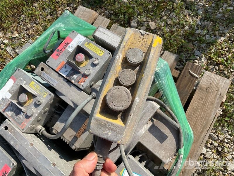 Quantity of (4) Tirak XE701P Electric Construction Other components