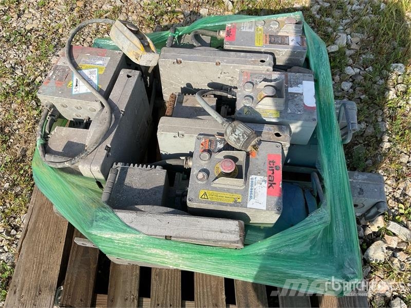 Quantity of (4) Tirak XE701P Electric Construction Other components