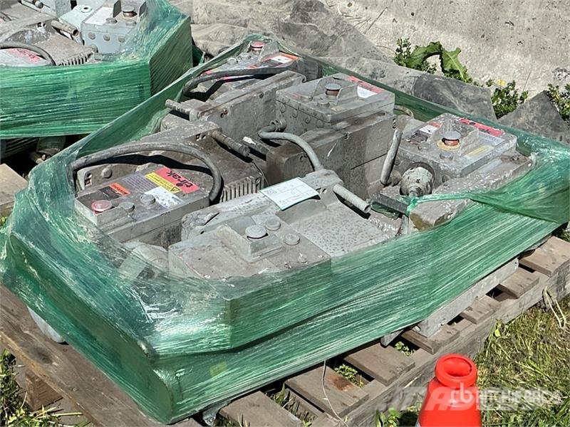 Quantity of (5) Tirak XE701P Electric Construction مكونات أخرى