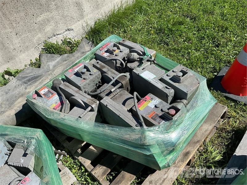 Quantity of (5) Tirak XE701P Electric Construction مكونات أخرى