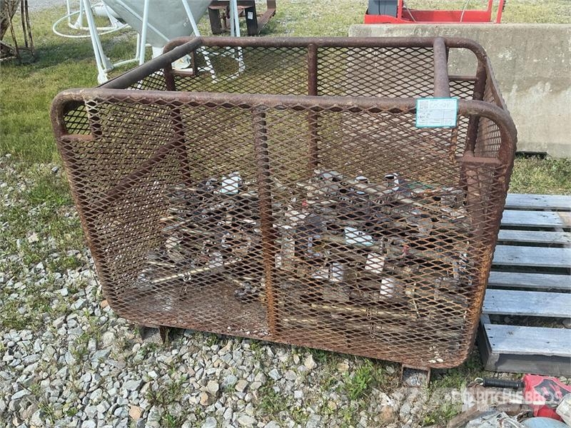  Quantity of (50) Beam Clamps Other components