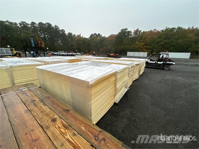 Quantity of (6) Pallets of 96 in x 48 in Polyiso I Seilwinden, Bauaufzüge und Lastenaufzüge