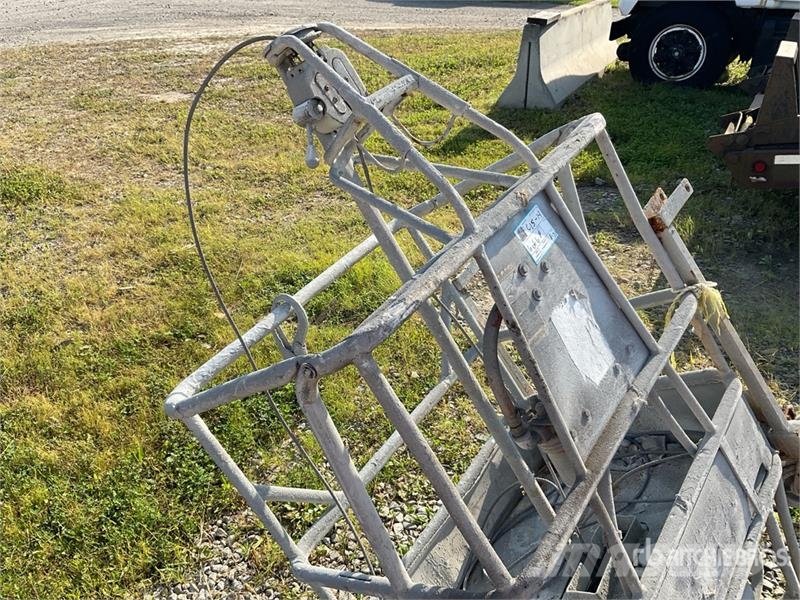 Quantity of (6) Spider ST-17 Air Wire Rope Baskets Other components