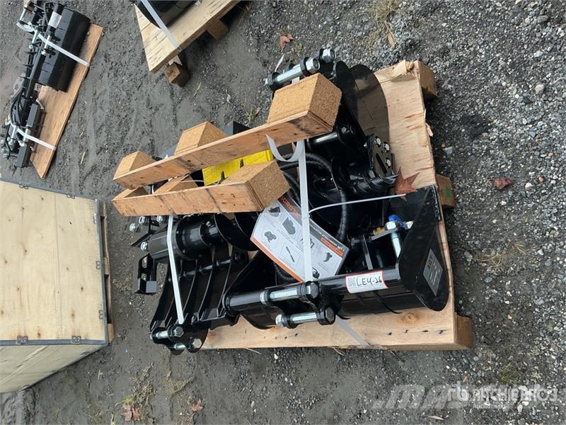 Quantity of (7) AGT 12EX-SET7 Mini Excavator Atta その他部品