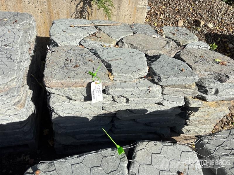 Quantity of (7) Pallets of Tumbled Irregular Blues 其他農業機械