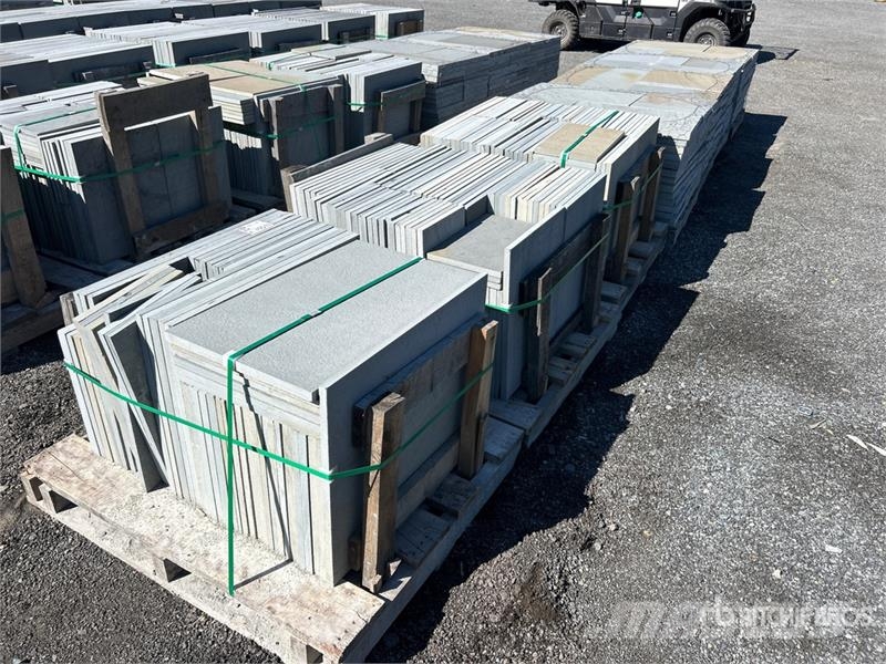 Quantity of (7) Pallets of Bluestone Landscaping P Lauksaimniecība- Citi