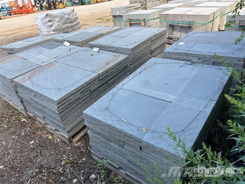 Quantity of (7) Pallets of Bluestone Landscaping P Lauksaimniecība- Citi