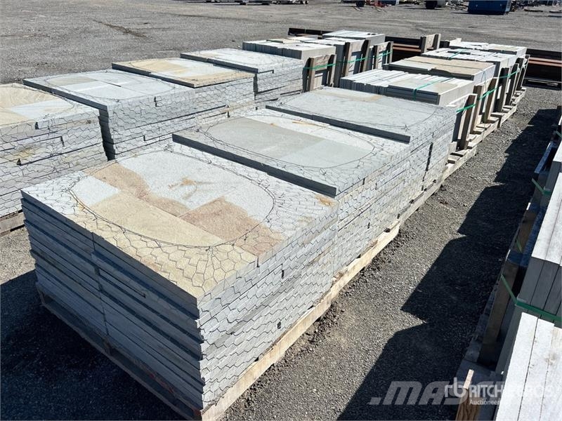 Quantity of (7) Pallets of Bluestone Landscaping P Lauksaimniecība- Citi