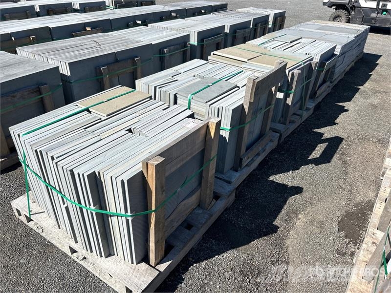 Quantity of (7) Pallets of Bluestone Landscaping P Lauksaimniecība- Citi