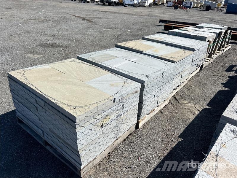 Quantity of (7) Pallets of Bluestone Landscaping P Lauksaimniecība- Citi