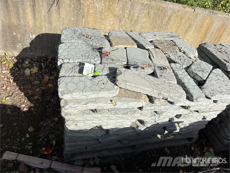 Quantity of (7) Pallets of Tumbled Irregular Blues 其他農業機械