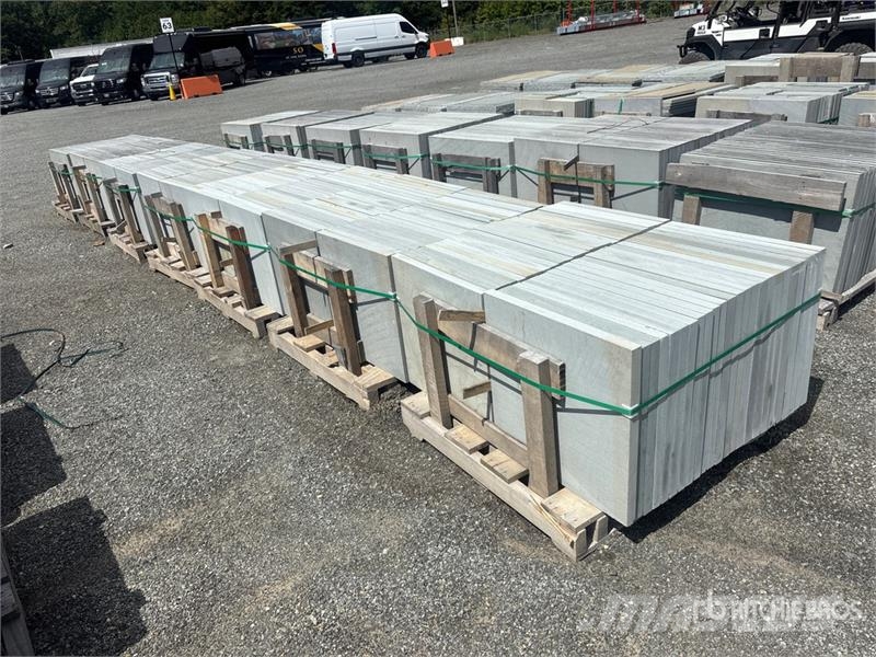  Quantity of (7) Pallets of 36x24x1.5 Bluestone Lan Lauksaimniecība- Citi