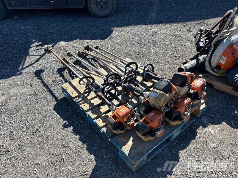  Quantity of (8) Stihl Edge trimmers 其他農業機械