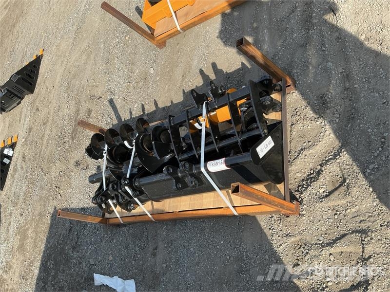 Quantity of (8) VICSEC VCA-8 Mini Excavator Attac Drugi deli